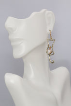 Load image into Gallery viewer, Cat Silhouette Earrings