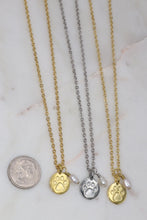 Load image into Gallery viewer, Freshwater Pearl Paw Print Necklace