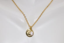 Load image into Gallery viewer, Freshwater Pearl Paw Print Necklace