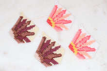 Load image into Gallery viewer, Daisy Beaded Statement Earrings