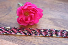 Load image into Gallery viewer, Leopard Print Seed Bead Bracelet
