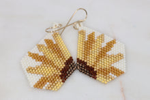 Load image into Gallery viewer, Seed Bead Sunflower Earrings