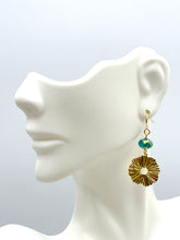 Load image into Gallery viewer, Flora Beaded Earrings