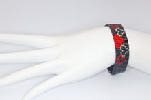 Load image into Gallery viewer, Black & Red Heart Seed Bead Bracelet with Adjustable Closure