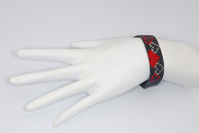 Load image into Gallery viewer, Black & Red Heart Seed Bead Bracelet with Adjustable Closure