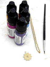 Load image into Gallery viewer, Hand Painted Flower Pendant Necklace
