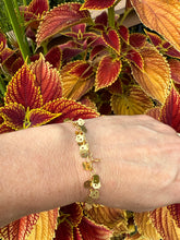 Load image into Gallery viewer, Golden Skulls Bracelet

