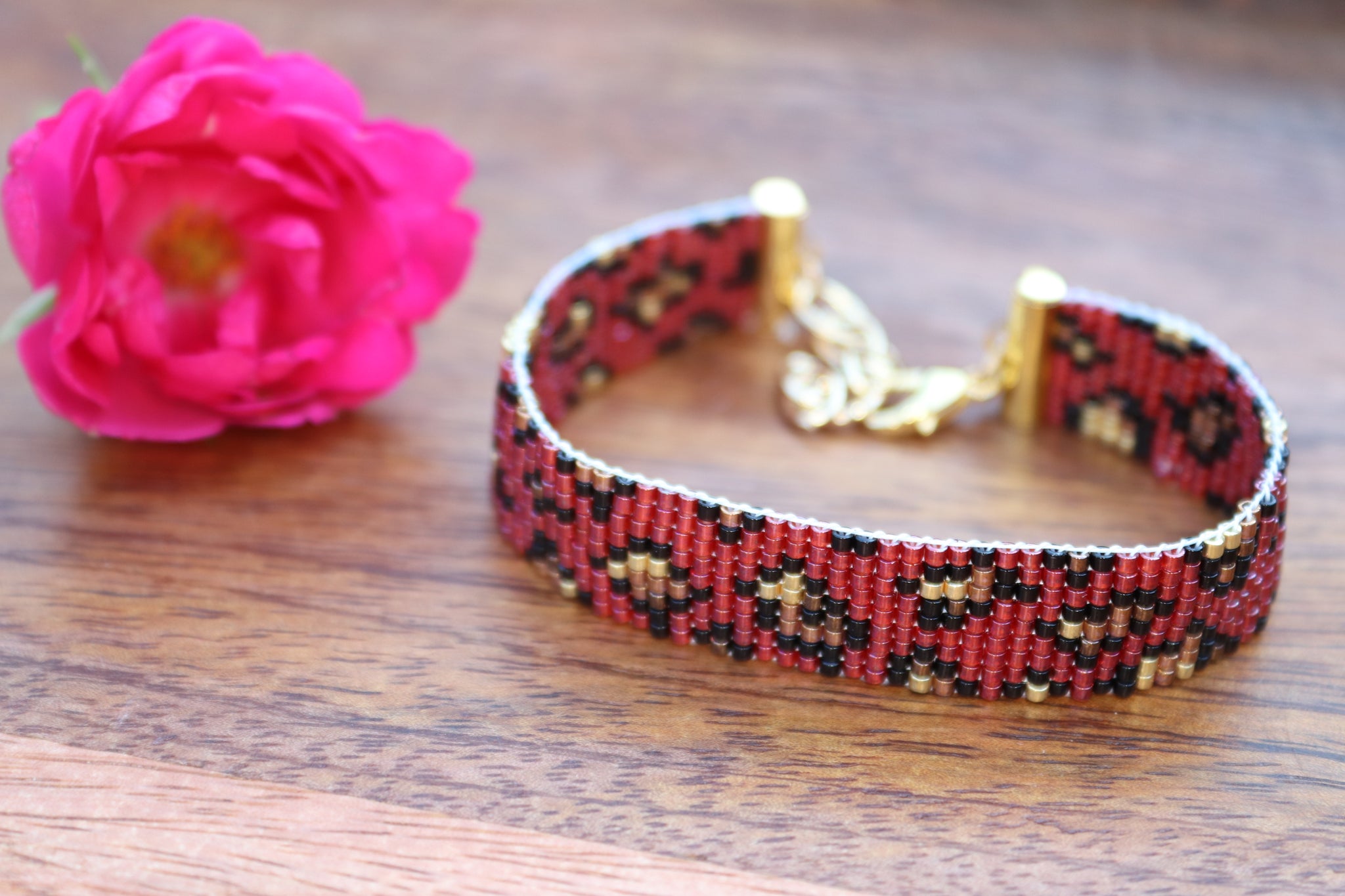 Leopard Print Seed Bead Bracelet – WhimsyBeadworks display picture 2