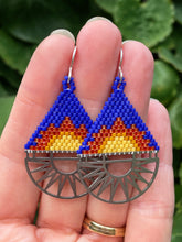 Load image into Gallery viewer, Rising Sun Seed Bead Beaded Earrings
